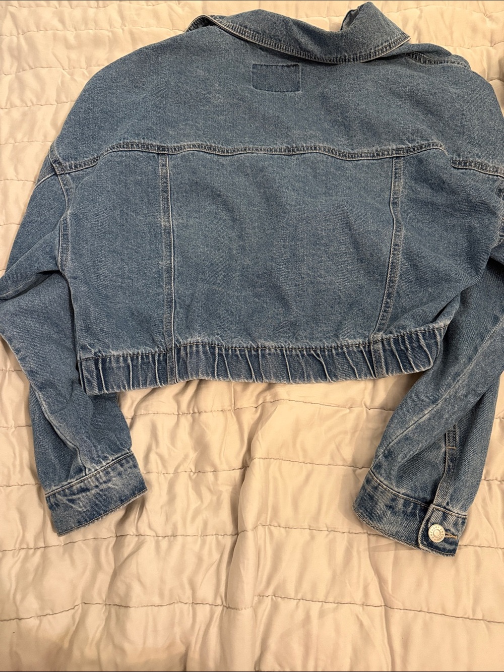 Blue Cropped Jean Jacket - Picture 3 of 3